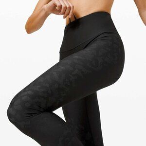 EUC Lululemon | Mapped Out High Rise Tight 28" Camo Size 6